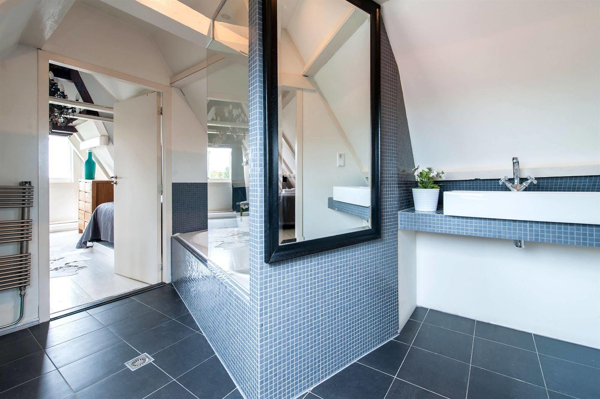 Prinsengracht Canalhouse Apartments Amesterdão Exterior foto